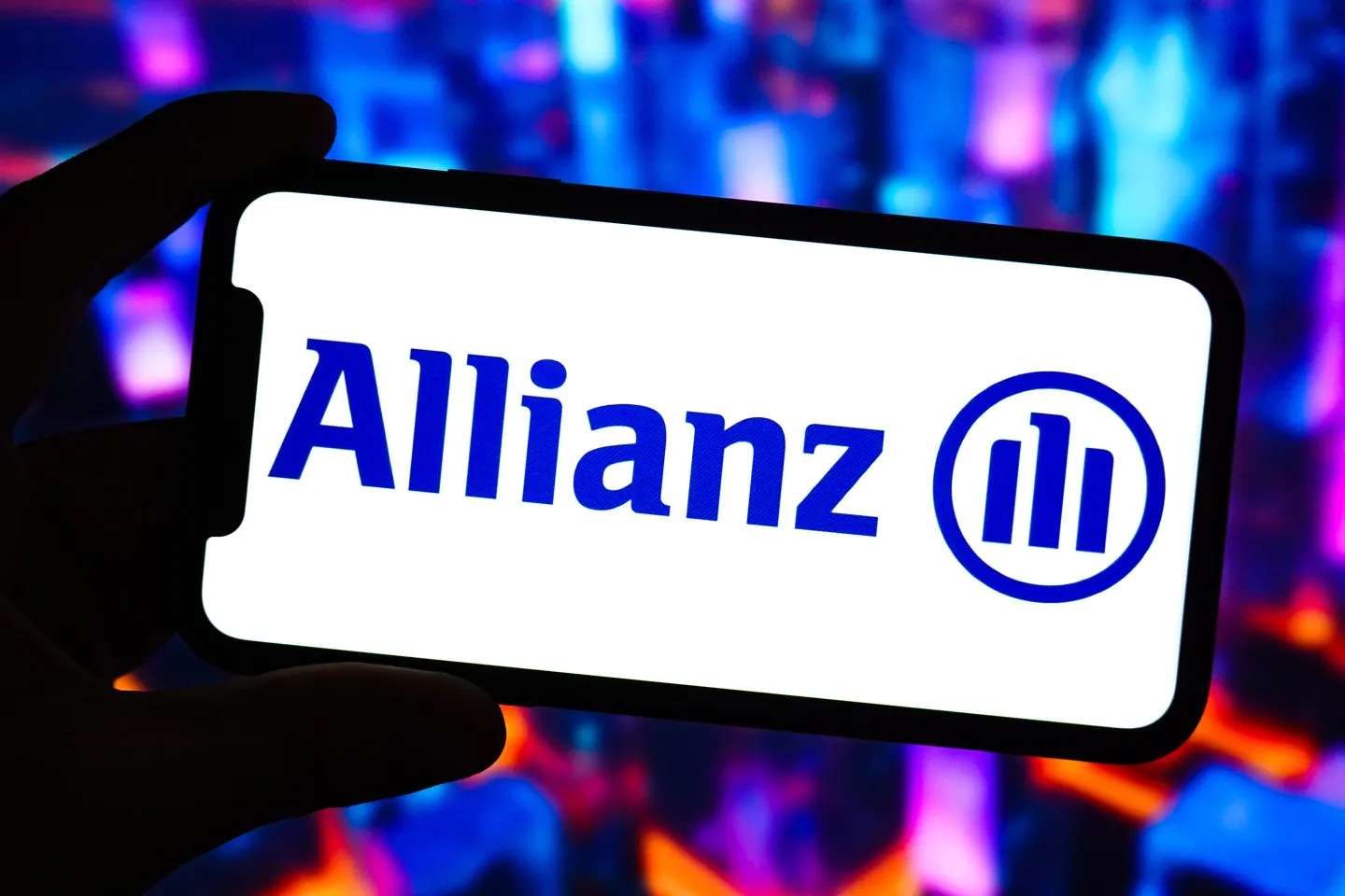 Allianz Life and Investment Products: A Deep Research Analysis of Insurance and Wealth Solutions in 2025